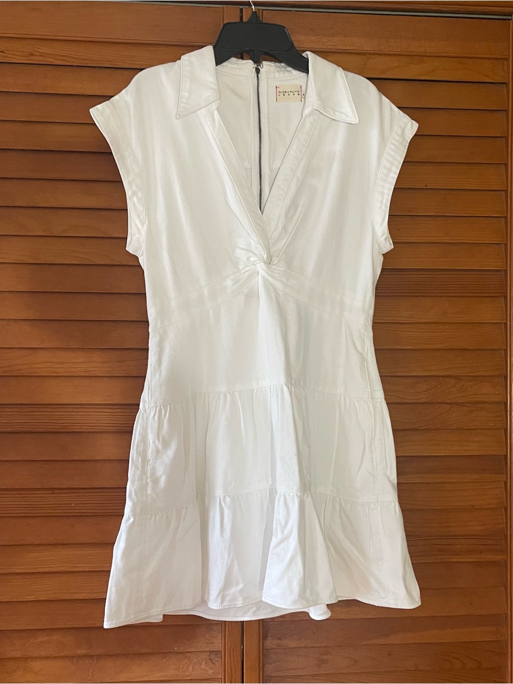 Alice + Olivia Mila Denim Mini Dress. Size 6 Women #443